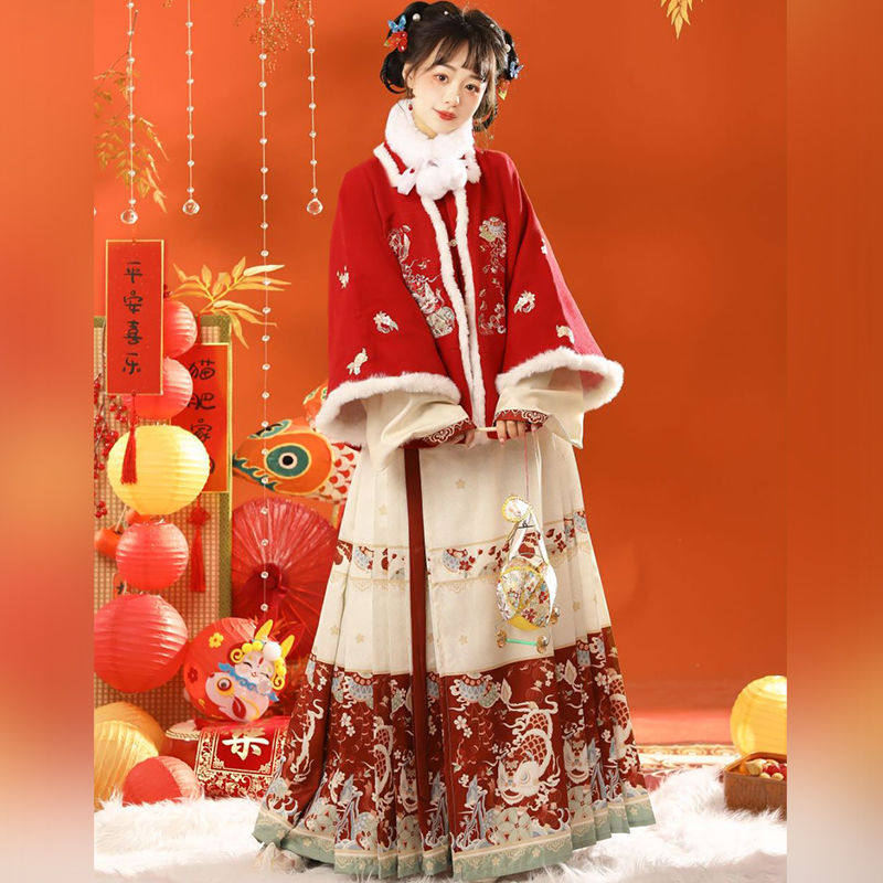 原创汉服女2025新款明制方领补服加绒刺绣琵琶袖马面裙套装拜年服,女装/女士精品,汉服套装,淘宝优惠券,粉丝福利购,淘宝优惠卷