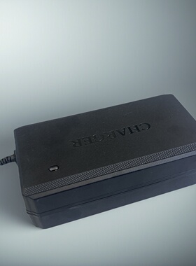 原装电动车48v12ah充电器60V72V铅酸新国标老款T型小公插插头专用