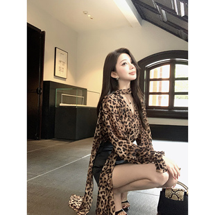 滿幅豹紋 短褲 ——chao絕野性 大美女 西裝 美洲豹 襯衫