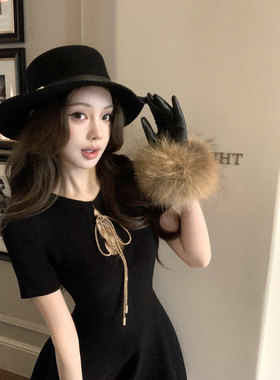 现货 上东区party fit——星缀晚宴 ！”毛织双面穿“极简收腰裙