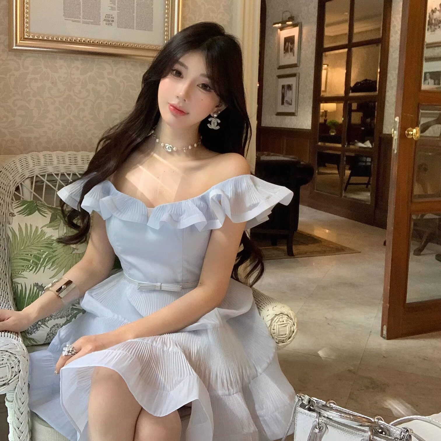 现货【仙杜瑞拉】定染仙女蓝“7片立裁+3层压褶拼接很考人连衣裙
