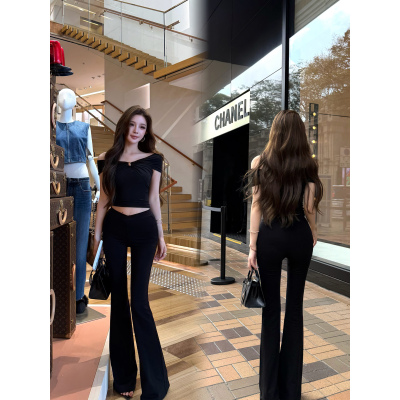 Momoshero【2.0全勤“一脚蹬”】“三季从容”塑身版!深v腰微喇裤