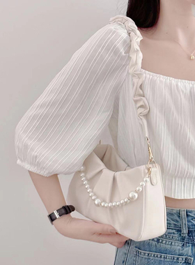 夏天百搭白色褶皱云朵包包女2025新款珍珠链条腋下包单肩斜挎包女