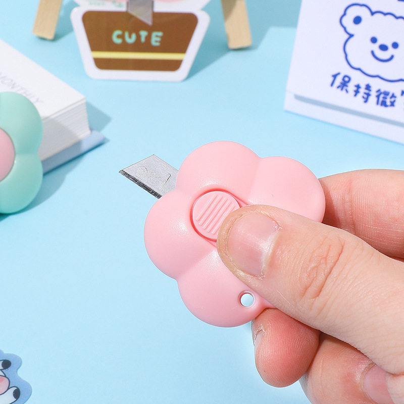 可爱花朵美工刀ins风高颜值迷你小刀随身携带拆快递刀手账裁纸刀,文具电教/文化用品/商务用品,美工刀/开箱器/笔刀,淘宝优惠券,粉丝福利购,淘宝优惠卷