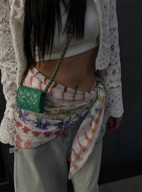 多种穿法彩色骷髅满印丝巾女夏季小众显瘦百搭头巾披肩纯欲抹胸潮