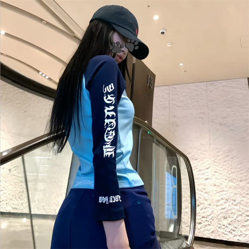 宝剑梵文印花七分袖T恤女夏季设计感修身显瘦纯欲辣妹百搭上衣潮