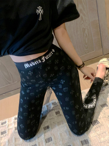 春秋季薄款黑色小脚裤十字架印花紧身弹力休闲打底裤女外穿修身