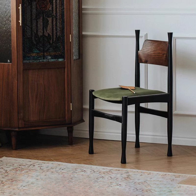 法式实木餐椅网红餐厅冲冠椅