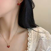 爱心项链套装 复古女小众设计甜美高级感耳钉简约锁骨链颈链女耳夹