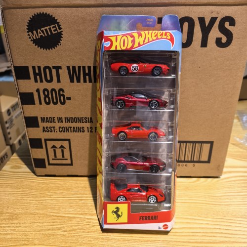 风火轮Hot Wheels法拉利五连装合金汽车模型玩具1:64惯性
