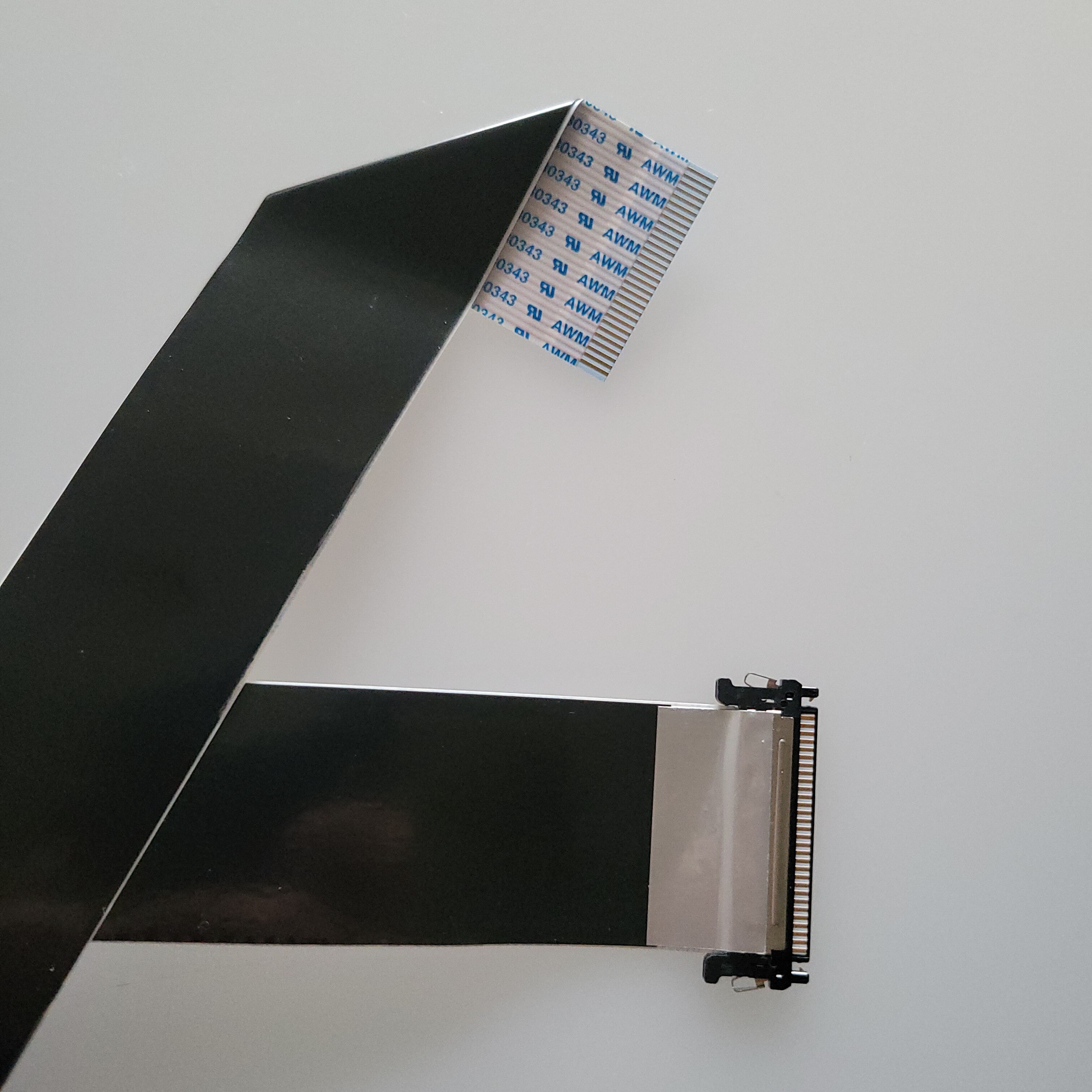 长虹39D2000n/39E8屏线LED32C2000I/32B2080nLED32C2JD排线 - 实物图