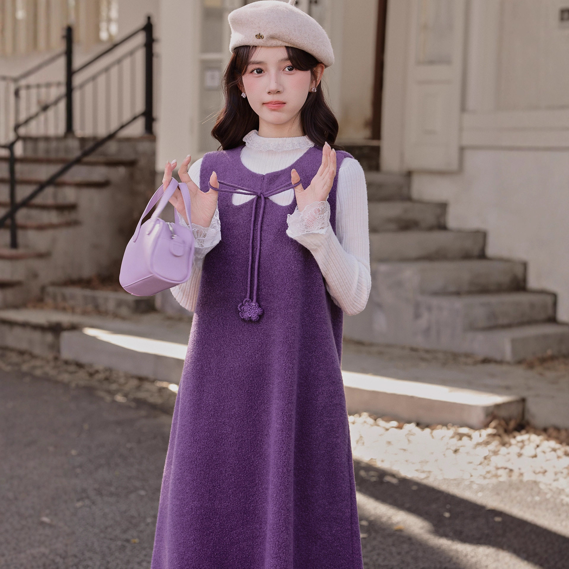 温柔风设计感果酱紫背带连衣裙蕾丝拼接打底衫两件套俏皮通勤套装