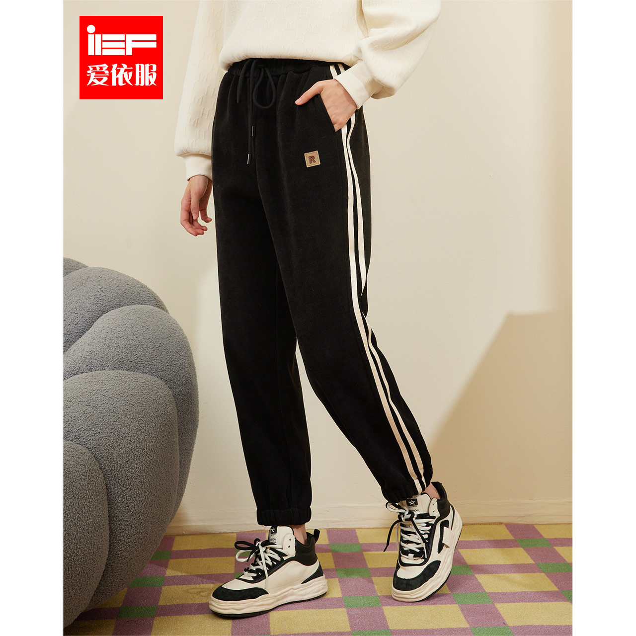ief/爱依服加绒休闲裤女2022年冬季新款韩版宽松运动风条纹哈伦裤
