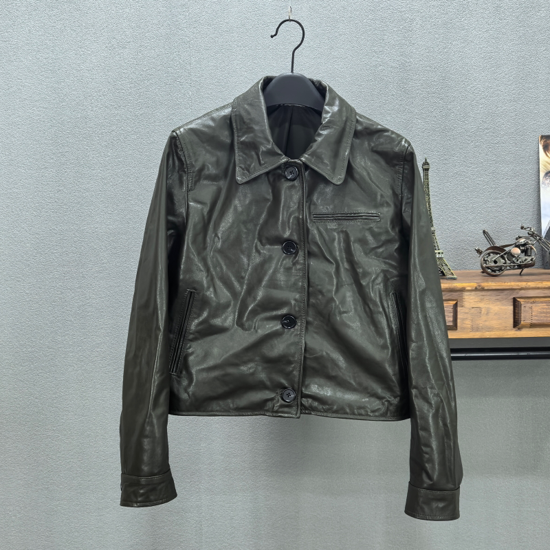 2026秋季新款真皮油蜡牛皮皮衣女翻领单排扣显瘦短款机车夹克百搭