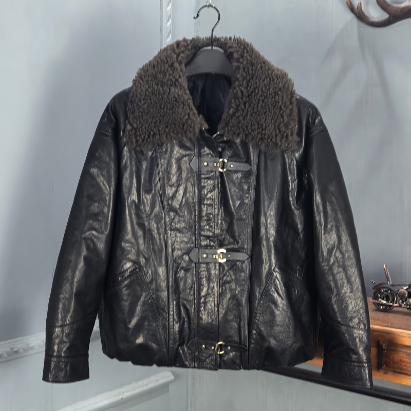 海宁2025冬季新款真皮牛皮油蜡皮羽绒服女机车保暖夹克羊羔毛领