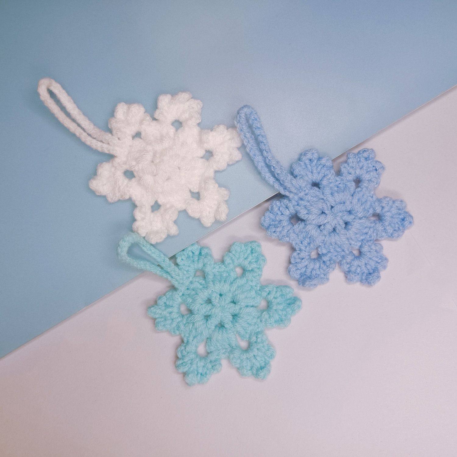 成品手钩毛线手工小雪花挂件蓝色小雪花毛线钩织雪花一片雪蓝雪花,服饰配件/皮带/帽子/围巾,DIY编织材料包,淘宝优惠券,粉丝福利购,淘宝优惠卷