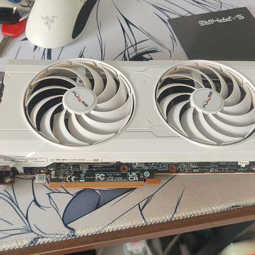 议价蓝宝石RX6750GRE 10G极地版带原盒（维修）