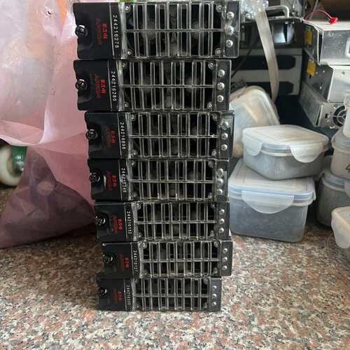 议价APR24-3G电源模块拆机，实物拍摄，测试正常，运费实（维修）