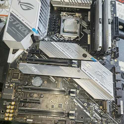 议价华硕z490-A gaming i7 10700k（维修）