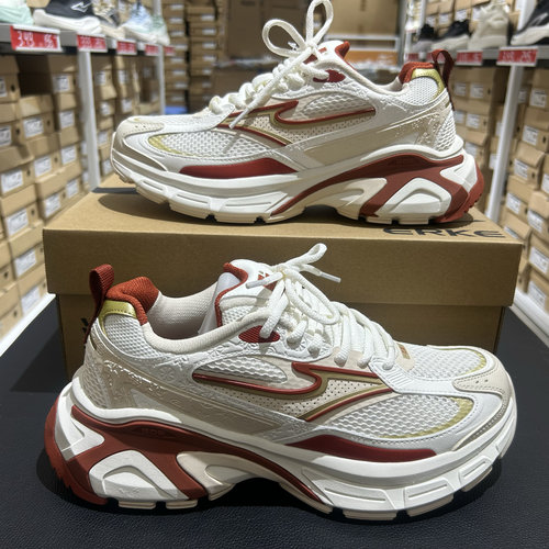 鸿星尔克男鞋2025春季新款休闲运动鞋男新年老爹鞋11125102062