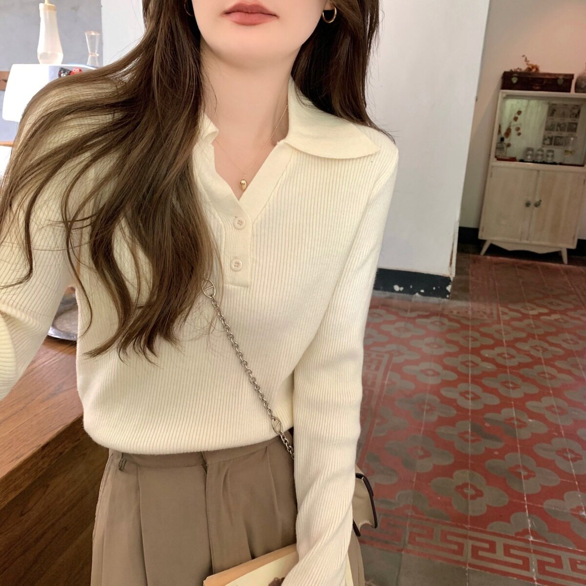 秋冬新款polo领纽扣辣妈外出哺乳针织打底衫上衣产后喂奶内搭毛衣