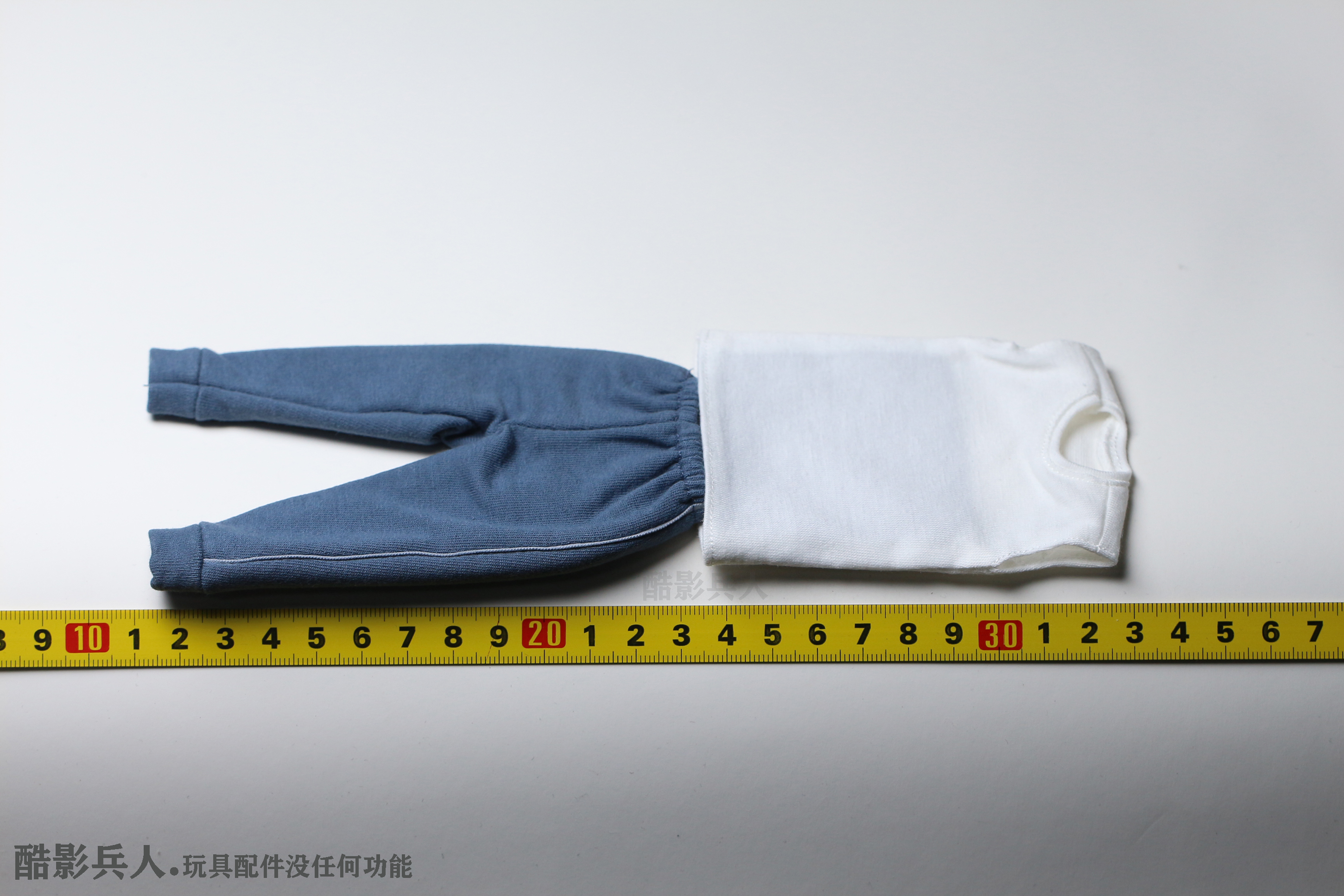 HotToys HT 蜘蛛侠 MMS567平行宇宙迈尔斯莫拉莱斯 裤子 上衣配件