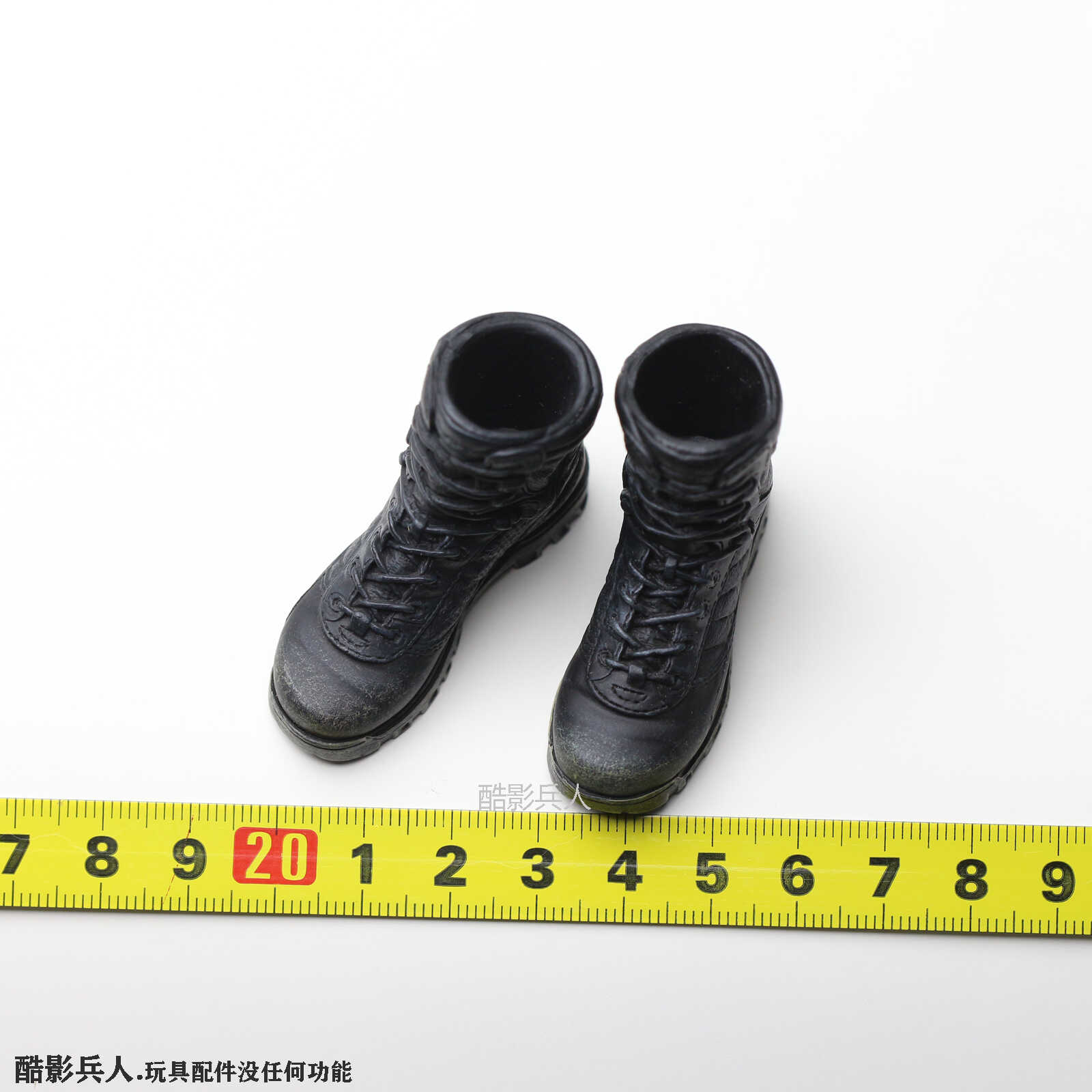 HOTTOYS铁血战士罗伊斯1/6鞋子