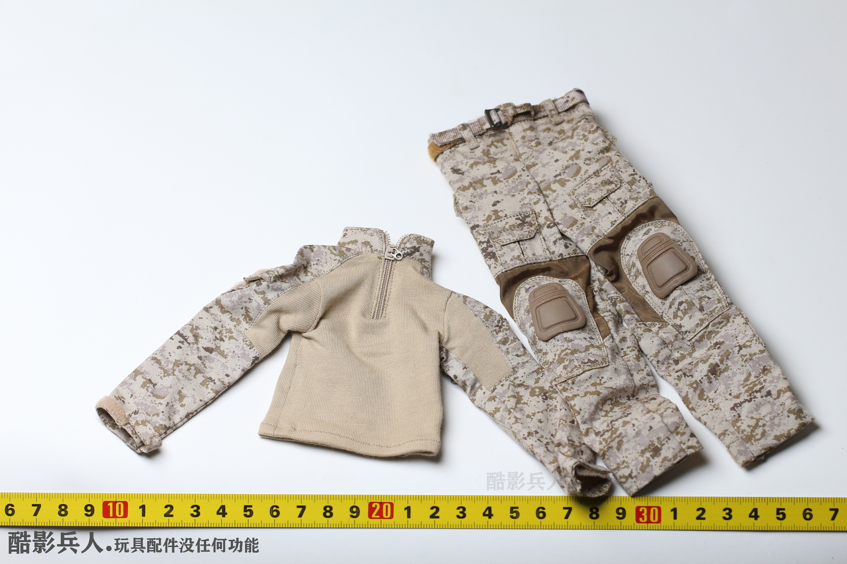 DAMTOYS DAM 78074 三角洲 作战服 兵人 配件 可动人偶 1/6