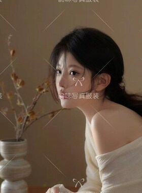 影楼新款气质少女温柔风V领连衣裙女早春新款清冷感收腰仙女长裙