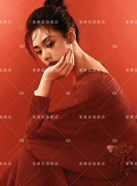 2025新款影楼新中式中国风红色肖像高级感个性气质少女艺术照服装