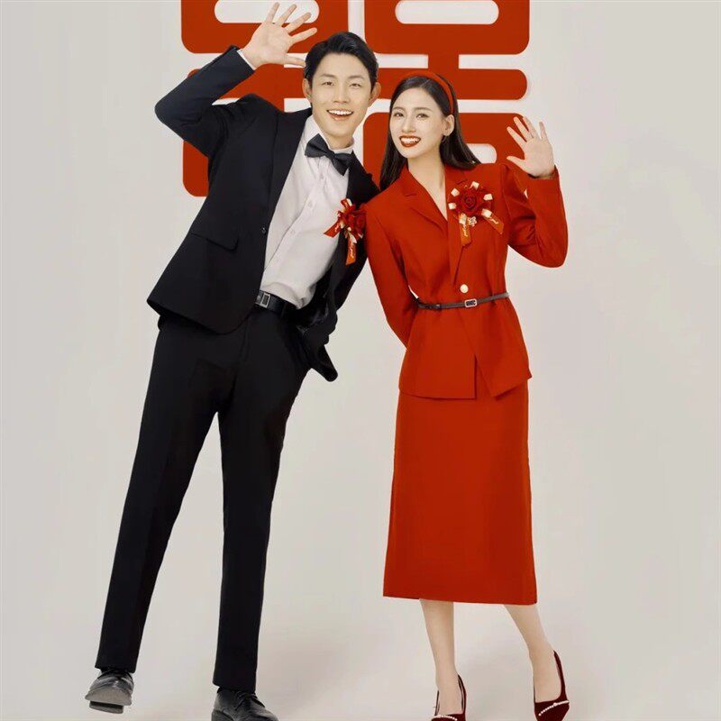 父母辈复古订婚宴迎宾新娘结婚主题婚纱影楼服装情侣拍照摄影礼服