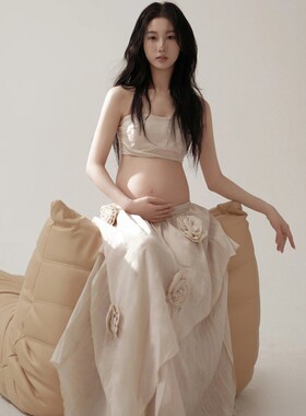 影楼新款孕妇拍摄写真服装个性仙气氛围感花朵长裙孕妈咪艺术照