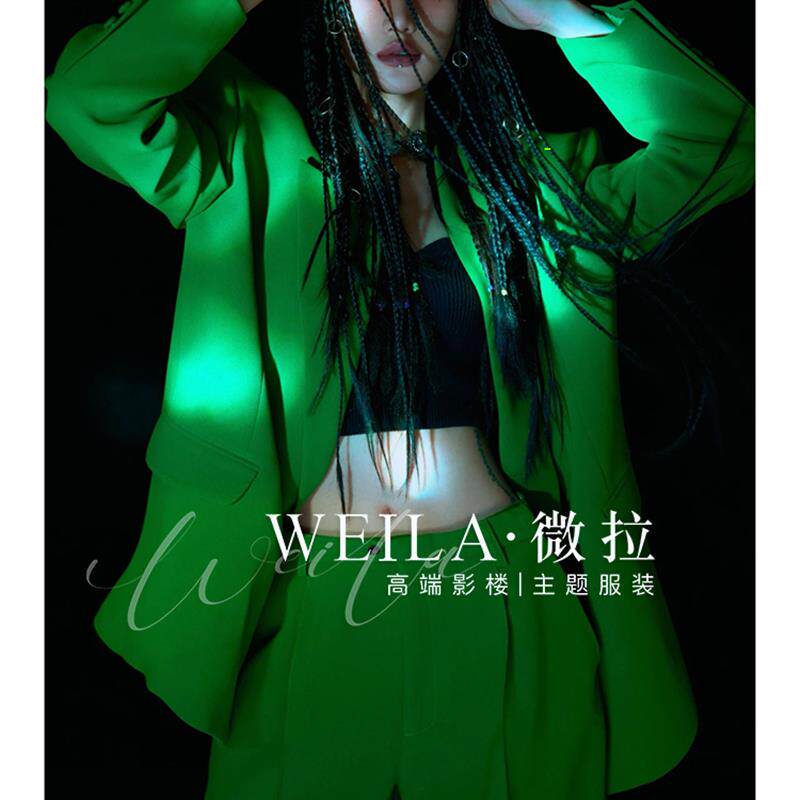 时尚杂志风艺术肖像形象照黑色西装写真街拍新款影楼主题摄影服装