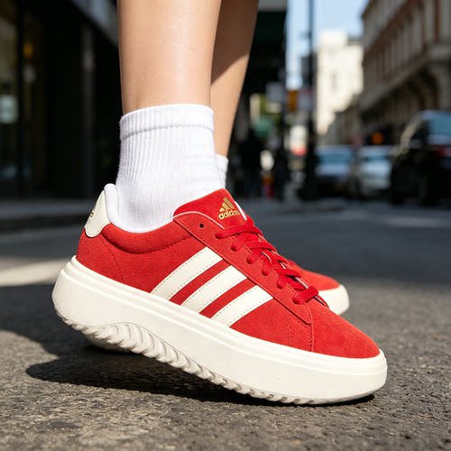 Adidas/阿迪达斯正品女子新年款网球厚底运动休闲板鞋KJ2065