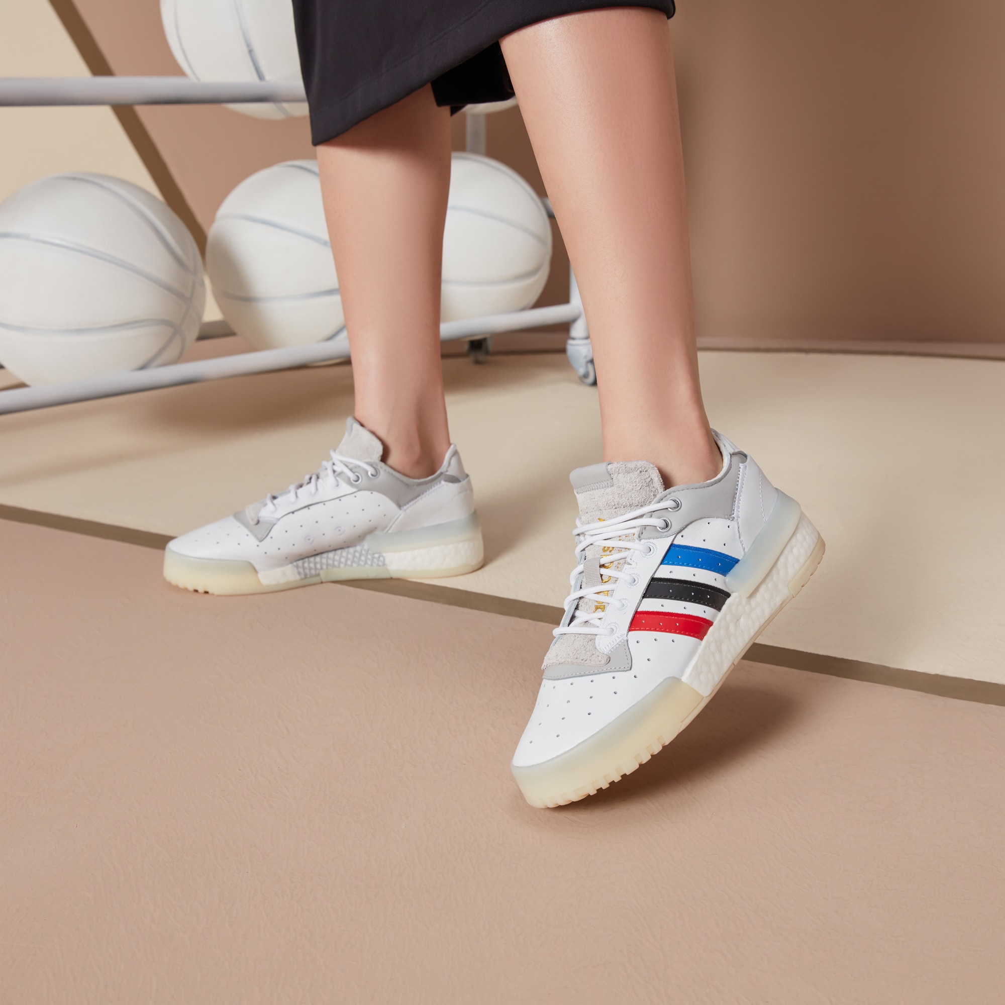 Adidas/阿迪达斯正品男士休闲篮球风运动鞋小白鞋FV7680