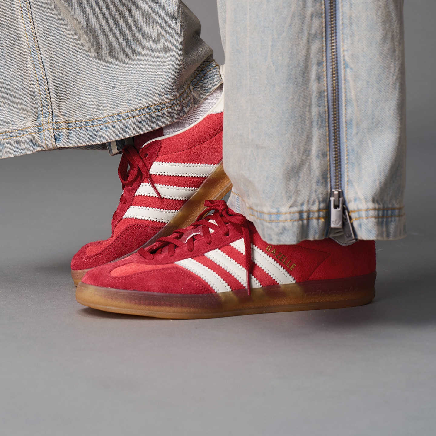 Adidas 阿迪达斯 三叶草 GAZELLE 德训鞋 板鞋 女款 红色 IE1051