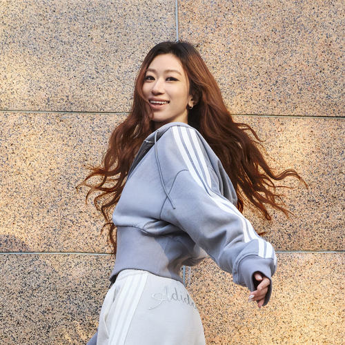 Adidas阿迪达斯正品女子三条纹舞动系列细闪连帽夹克薄外套KX8906