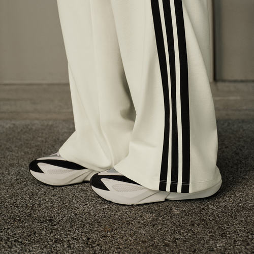 adidas阿迪达斯女子LIGHTBLAZE 「流光跑鞋」运动休闲鞋JR7208