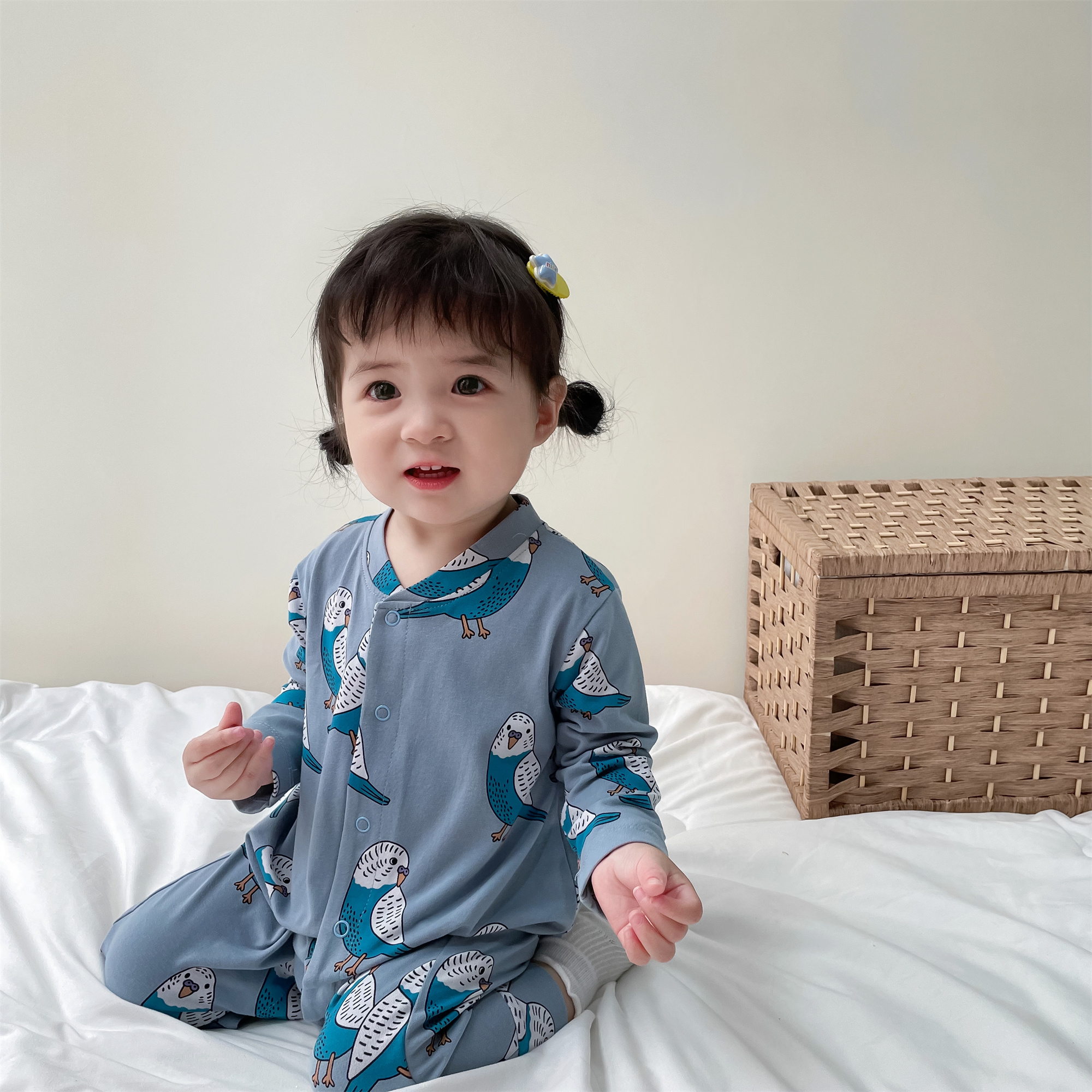 纯棉婴儿爬服洋气长袖春秋
