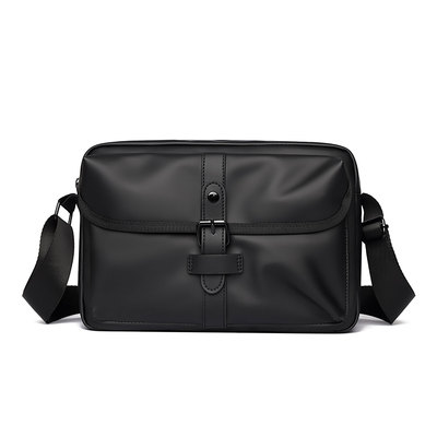 小号斜挎包男款2025新款时尚男士外出休闲挎包邮差简约男生单肩包