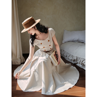 青 复古赫本风高腰A字大摆裙一字领通勤气质遮肉显瘦连衣裙 衣橱