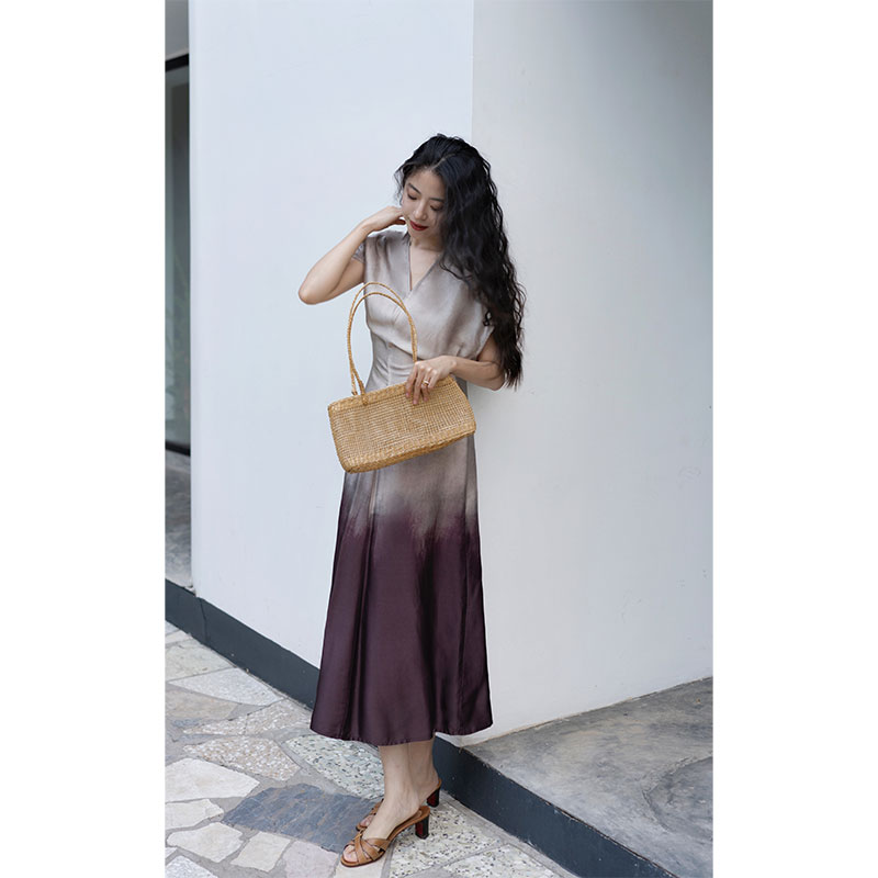 直筒2024夏季新品V领印花莨绸