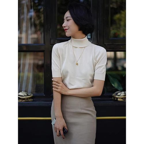 ching’s复古气质半高领后背镂空中袖针织衫修身打底毛衣打底上衣