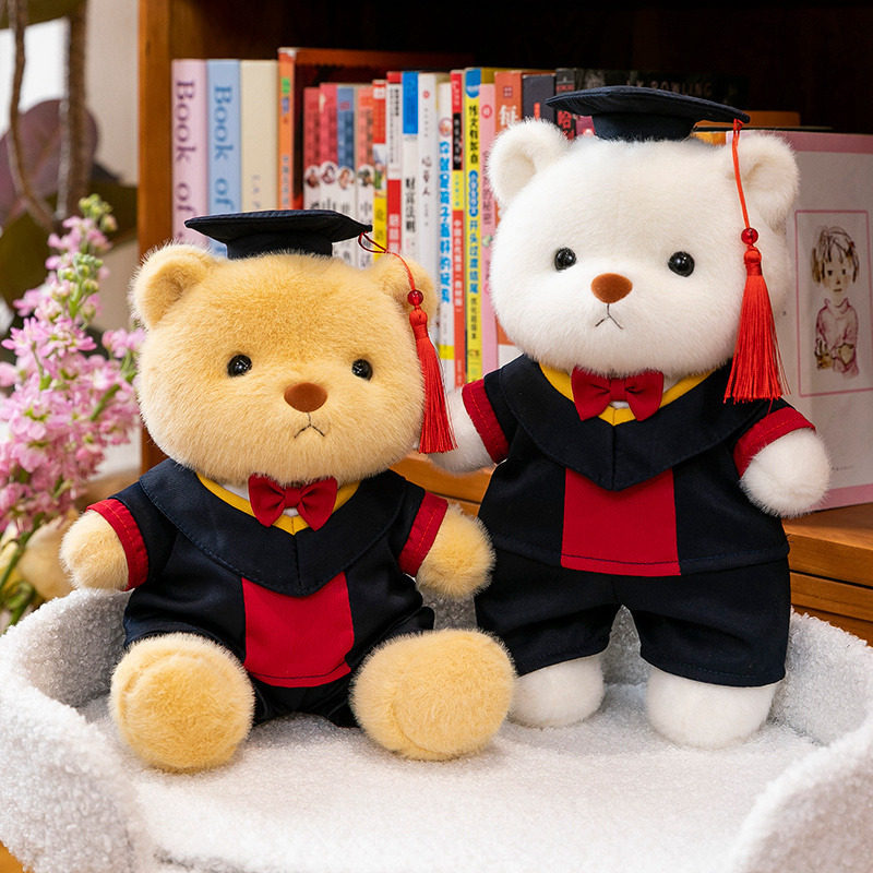 日本品质学生毕业纪念品小熊毛绒玩具学士博士熊娃娃送同学朋友