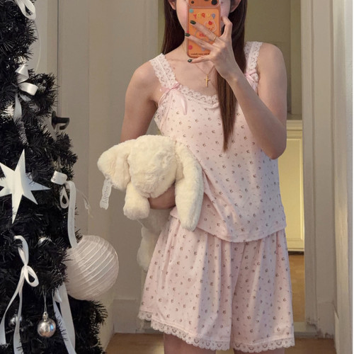 莫代尔带胸垫碎花蕾丝吊带睡衣女