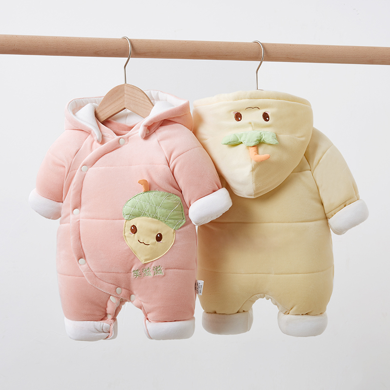 婴儿秋冬保暖加厚外出卡通连体衣