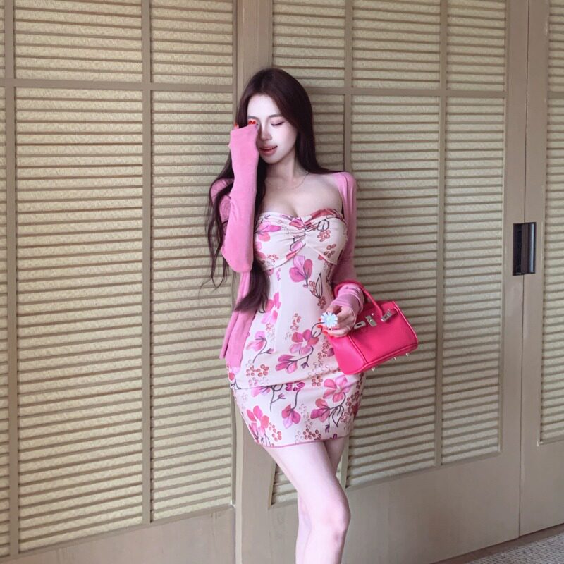 2026夏季网红主播衣服碎花抹胸连衣裙防嗮开衫辣妹包臀裙子两件套