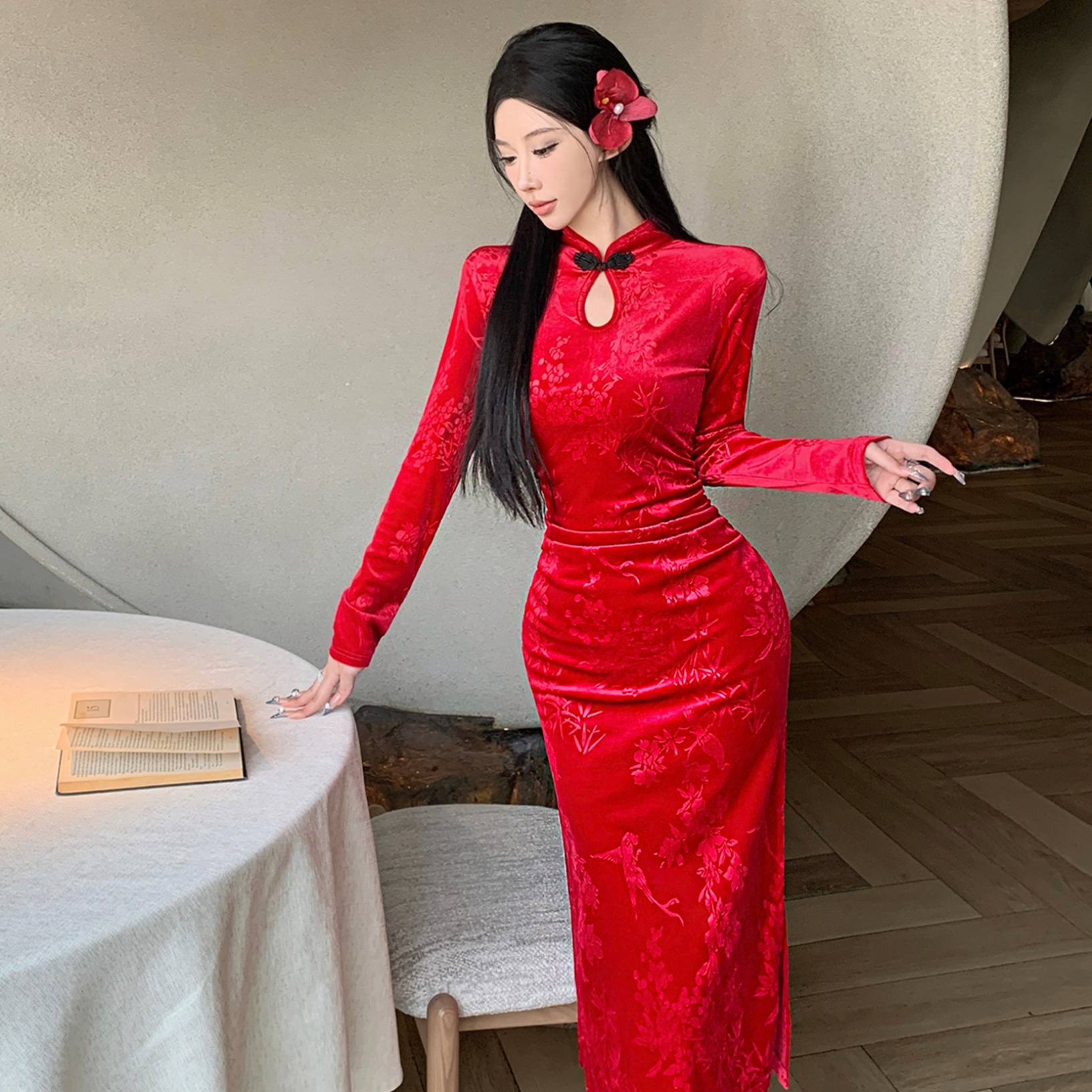 复古国风新中式改良旗袍连衣裙女秋冬红色长袖盘扣收腰开叉包臀裙