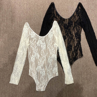 南油小众时髦纯欲辣妹性感蕾丝U领连体衣女长袖 提花大露背打底衫