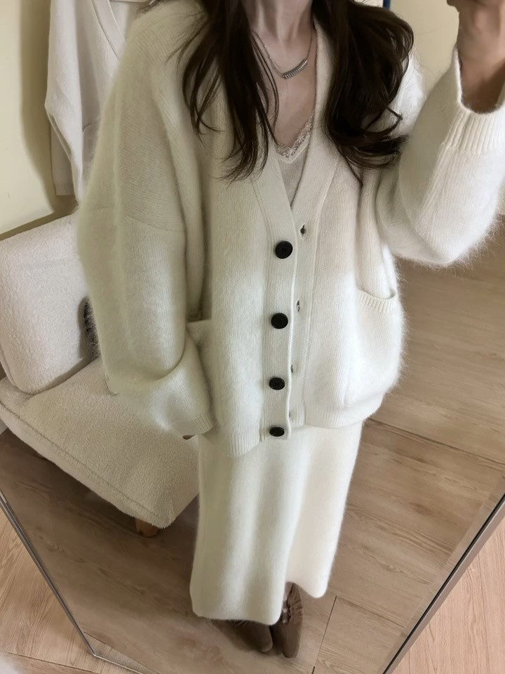 韩系慵懒风软糯高品质浣熊绒毛衣女25秋冬新款显瘦单排扣加厚外套